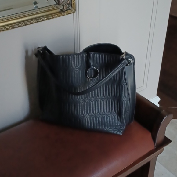 BCBGMaxAzria Handbags - BCBGmaxazaria black tote